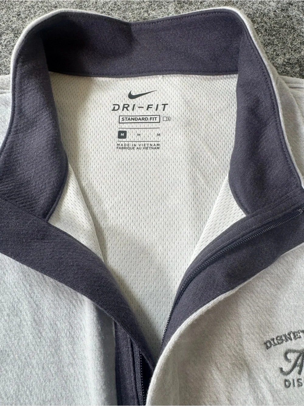 Nike Dri-FIT 1/4 Zip Pullover Disney Cruise Alaska Wonder 2020 Gray Men's M